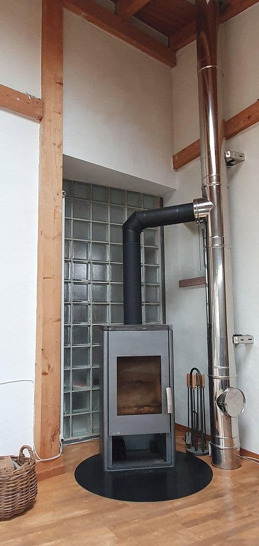 Predaj domu 183 m², pozemek 975 m², Linsengericht, Hesensko Predaj domu 183 m², pozemek 975 m², Linsengericht, Hesensko