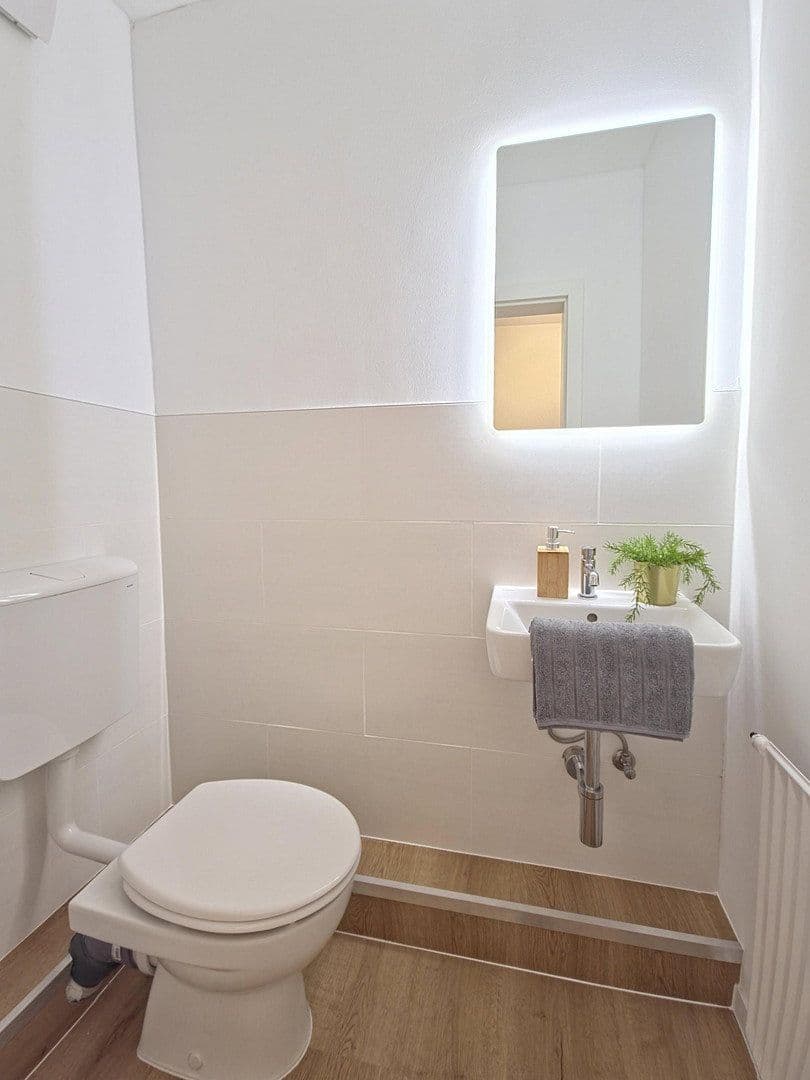 Predaj bytu 3-izbový 82 m², Stade, Dolné Sasko Predaj bytu 3-izbový 82 m², Stade, Dolné Sasko