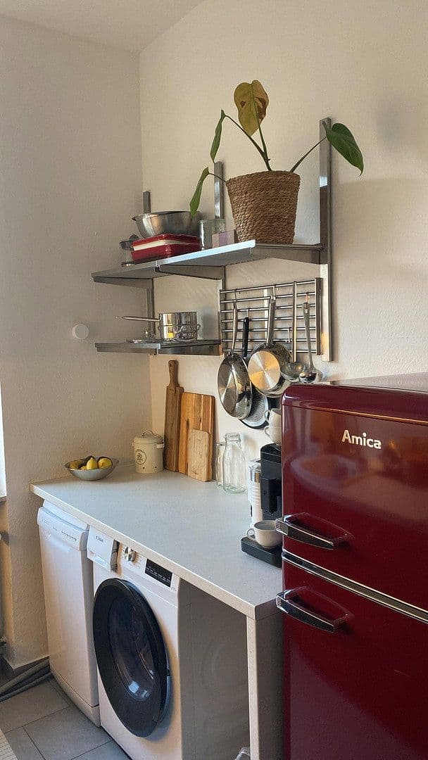 Prenájom bytu 2-izbový 47 m², Mainkurstraße 32, Frankfurt, Hesensko Prenájom bytu 2-izbový 47 m², Mainkurstraße 32, Frankfurt, Hesensko