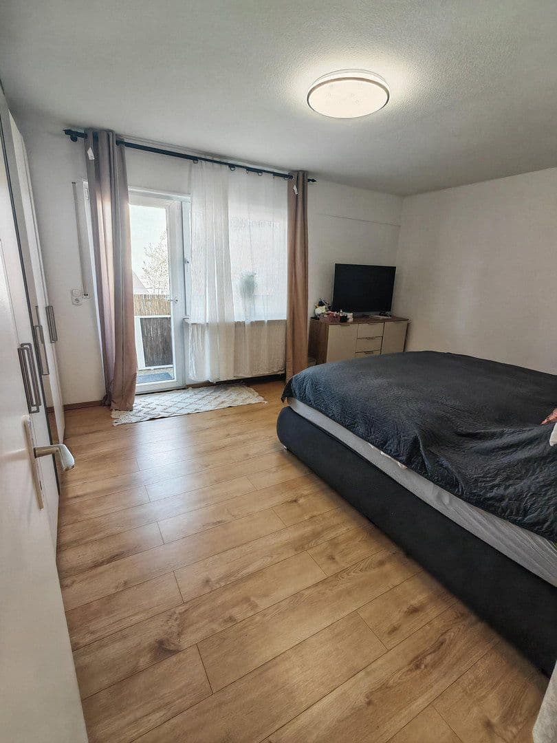 Prenájom bytu 4-izbový 135 m², Heinrich-Weber-Str. 37, Heppenheim, Hesensko Prenájom bytu 4-izbový 135 m², Heinrich-Weber-Str. 37, Heppenheim, Hesensko