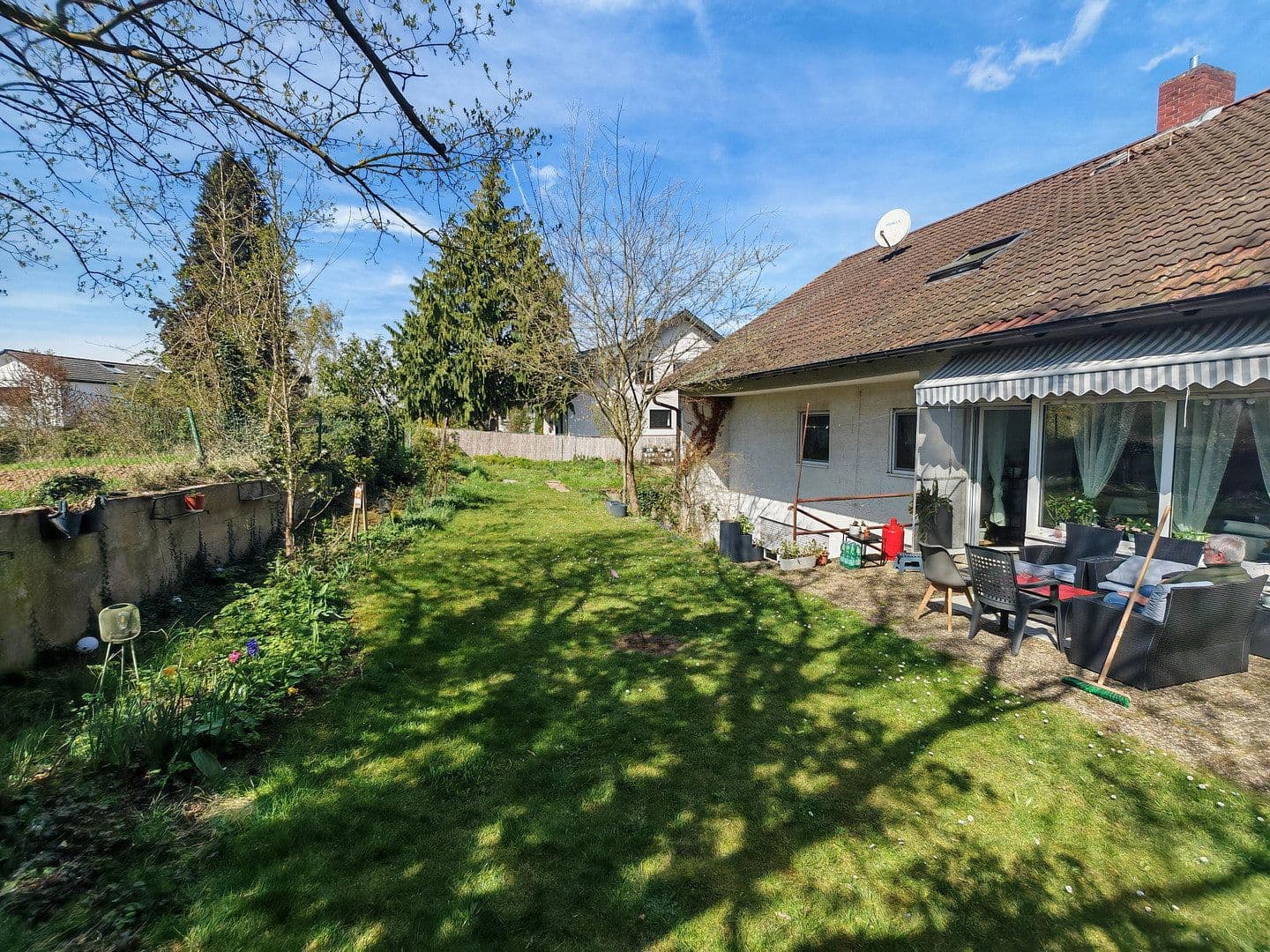 Prenájom bytu 4-izbový 135 m², Heinrich-Weber-Str. 37, Heppenheim, Hesensko Prenájom bytu 4-izbový 135 m², Heinrich-Weber-Str. 37, Heppenheim, Hesensko