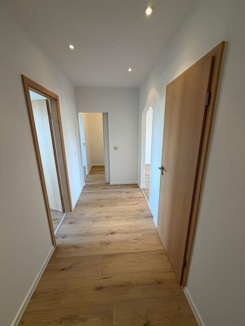 Prenájom bytu 3-izbový 68 m², Friedensstr. 18c, Bestensee, Brandenbursko Prenájom bytu 3-izbový 68 m², Friedensstr. 18c, Bestensee, Brandenbursko