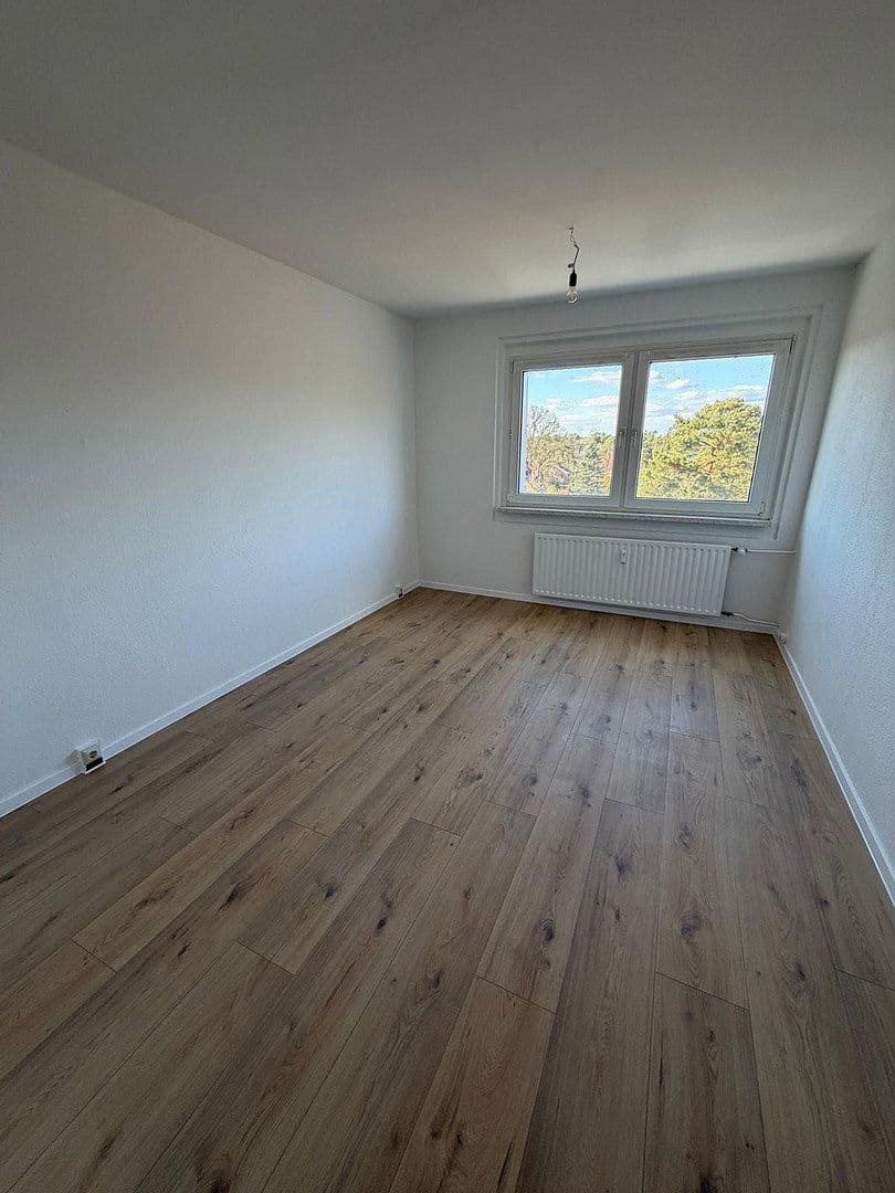 Prenájom bytu 3-izbový 68 m², Friedensstr. 18c, Bestensee, Brandenbursko Prenájom bytu 3-izbový 68 m², Friedensstr. 18c, Bestensee, Brandenbursko