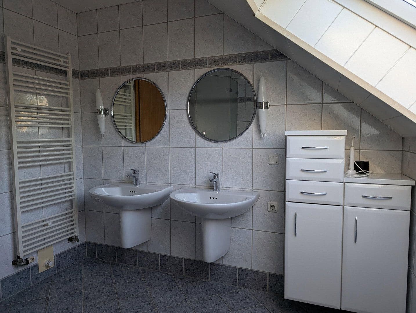 Predaj domu 200 m², pozemek 992 m², Espelkamp, Severné Porýnie - Westfálsko Predaj domu 200 m², pozemek 992 m², Espelkamp, Severné Porýnie - Westfálsko