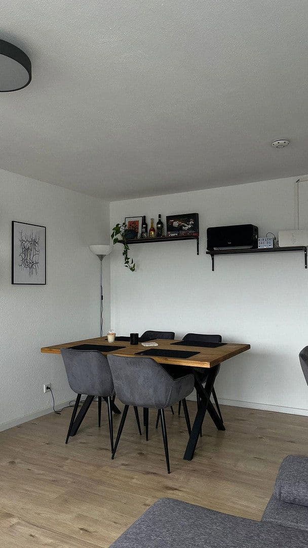 Prenájom bytu 2-izbový 54 m², Heilbronn, Bádensko-Wurttembersko Prenájom bytu 2-izbový 54 m², Heilbronn, Bádensko-Wurttembersko