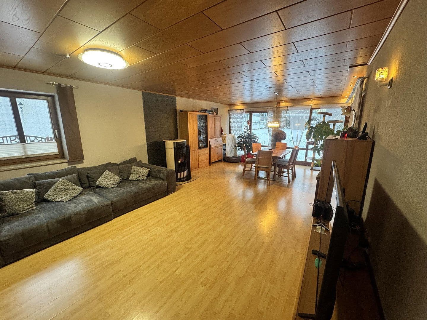 Predaj domu 131 m², pozemek 672 m², Neukirchen bei Sulzbach-Rosenberg, Bavorsko Predaj domu 131 m², pozemek 672 m², Neukirchen bei Sulzbach-Rosenberg, Bavorsko