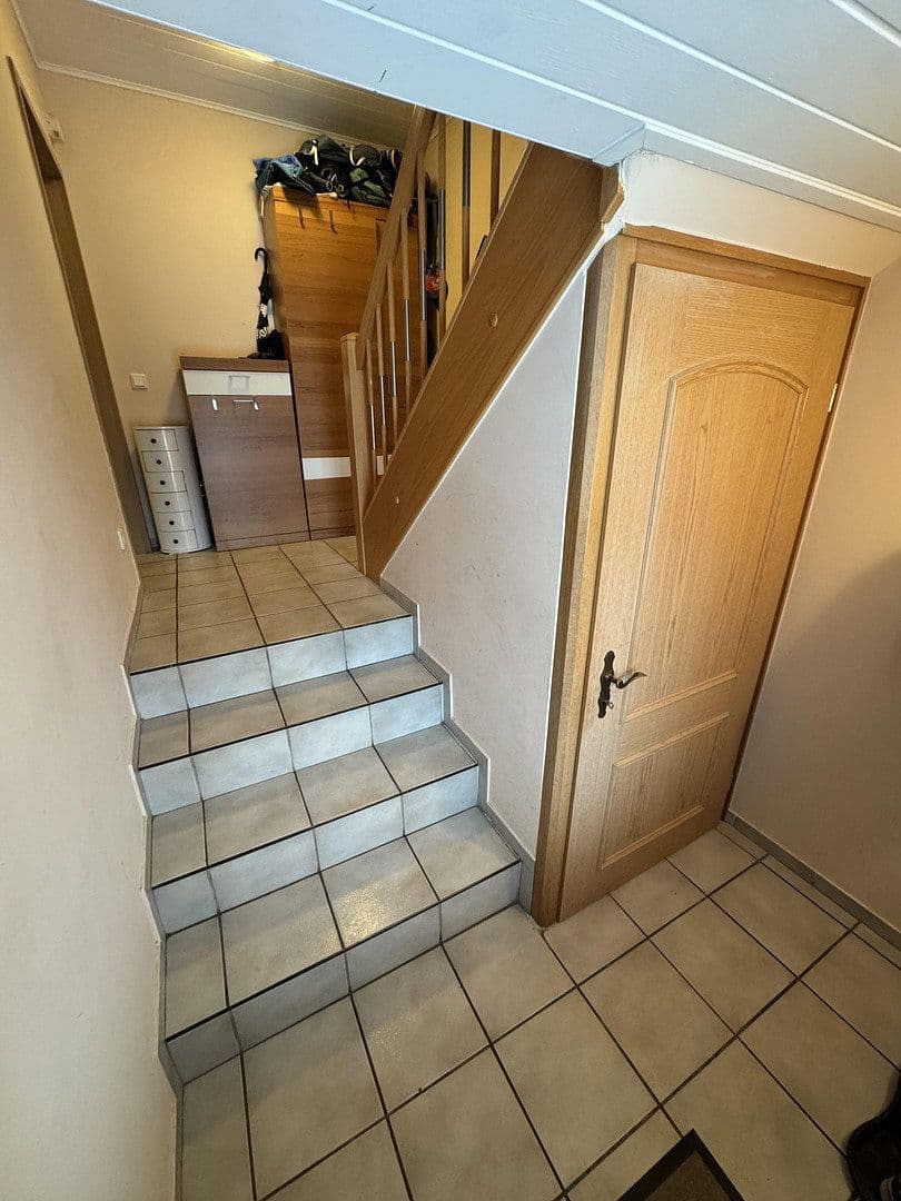 Predaj domu 131 m², pozemek 672 m², Neukirchen bei Sulzbach-Rosenberg, Bavorsko Predaj domu 131 m², pozemek 672 m², Neukirchen bei Sulzbach-Rosenberg, Bavorsko