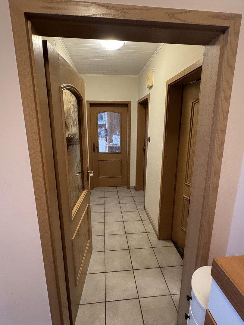 Predaj domu 131 m², pozemek 672 m², Neukirchen bei Sulzbach-Rosenberg, Bavorsko Predaj domu 131 m², pozemek 672 m², Neukirchen bei Sulzbach-Rosenberg, Bavorsko