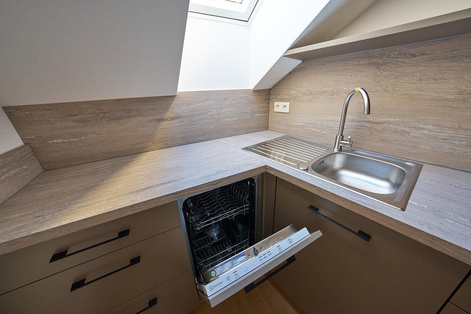 Prenájom bytu 2-izbový 44 m², Kinkstraße 23, Kufstein, Tirolsko Prenájom bytu 2-izbový 44 m², Kinkstraße 23, Kufstein, Tirolsko