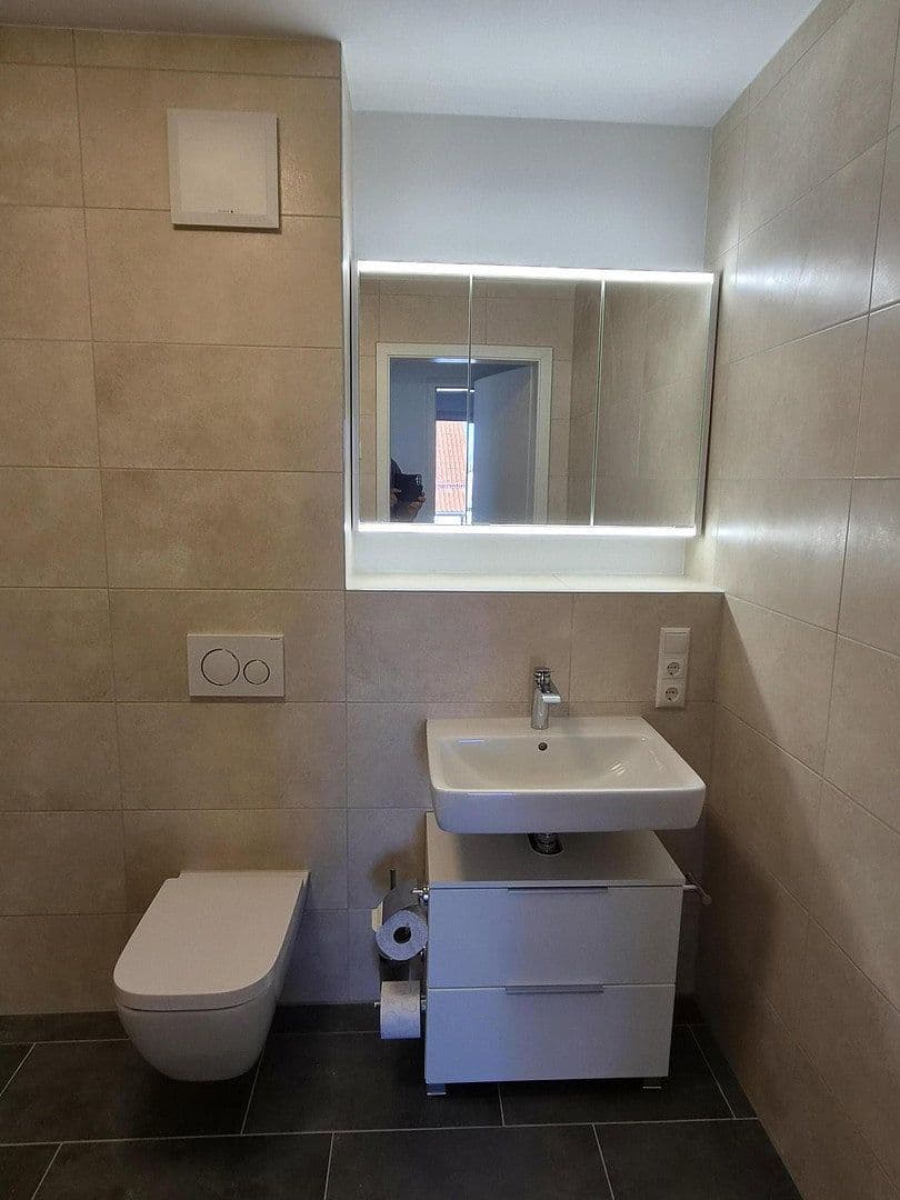 Prenájom bytu 2-izbový 56 m², Herzog-Ludwig-Str. 32, Markt Schwaben, Bavorsko Prenájom bytu 2-izbový 56 m², Herzog-Ludwig-Str. 32, Markt Schwaben, Bavorsko