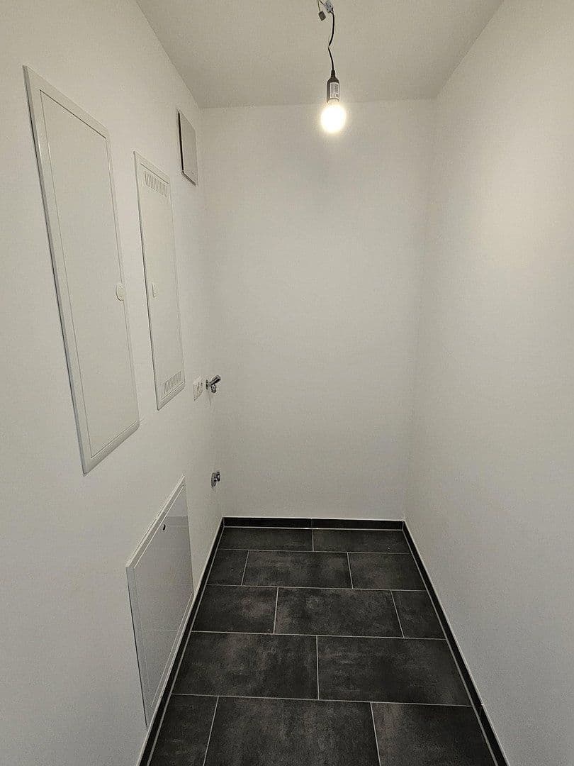 Prenájom bytu 2-izbový 56 m², Herzog-Ludwig-Str. 32, Markt Schwaben, Bavorsko Prenájom bytu 2-izbový 56 m², Herzog-Ludwig-Str. 32, Markt Schwaben, Bavorsko