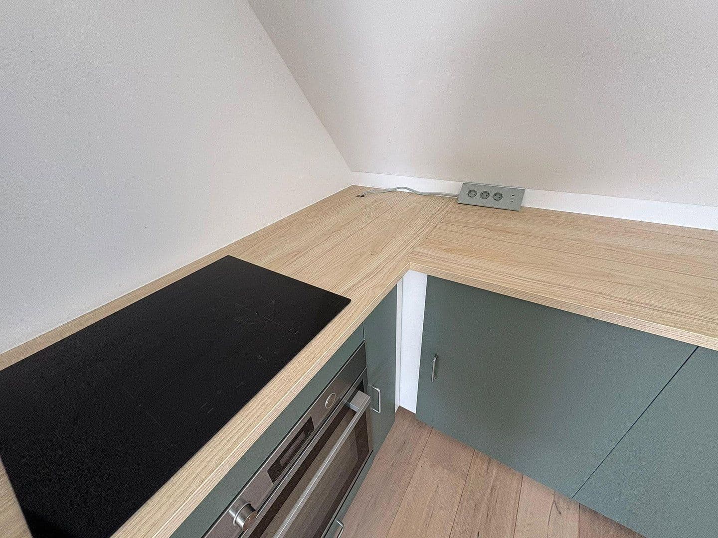 Prenájom bytu 1-izbový 40 m², Kilihofstr. 2, München, Bavorsko Prenájom bytu 1-izbový 40 m², Kilihofstr. 2, München, Bavorsko