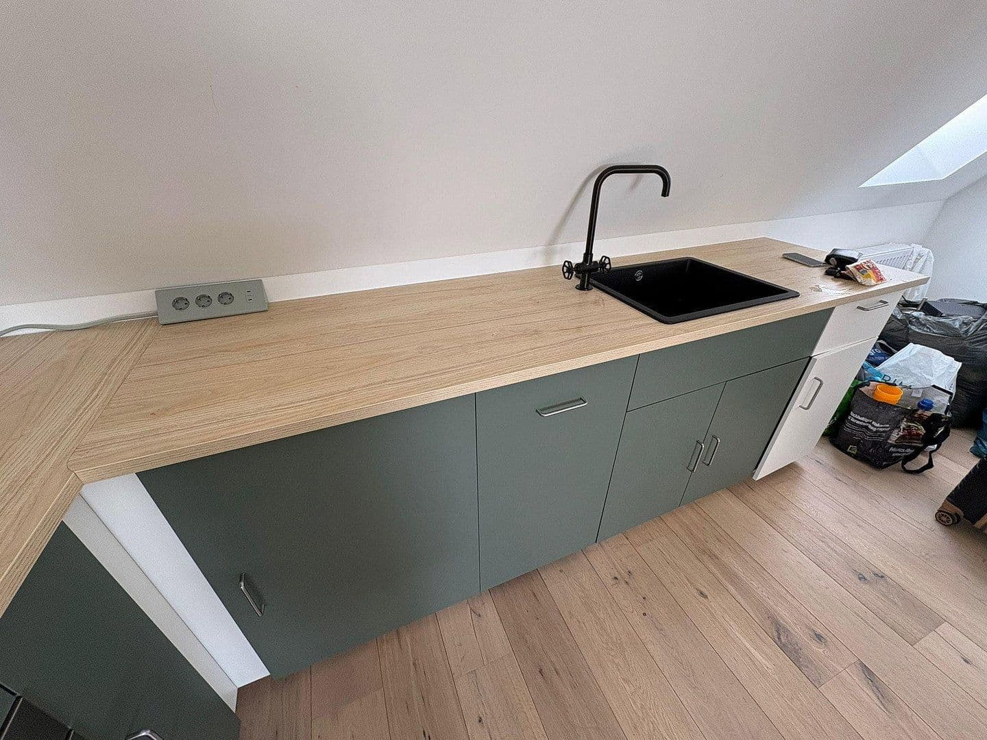 Prenájom bytu 1-izbový 40 m², Kilihofstr. 2, München, Bavorsko Prenájom bytu 1-izbový 40 m², Kilihofstr. 2, München, Bavorsko