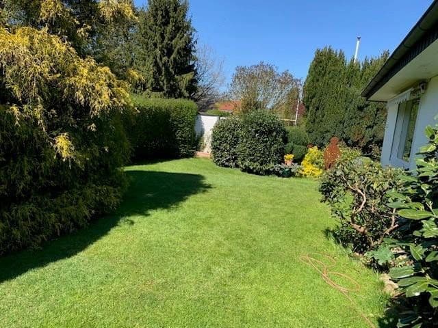 Predaj domu 135 m², pozemek 967 m², Bönningstedt, Šlezvicko-Holštajnsko Predaj domu 135 m², pozemek 967 m², Bönningstedt, Šlezvicko-Holštajnsko