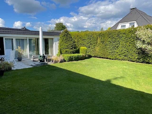 Predaj domu 135 m², pozemek 967 m², Bönningstedt, Šlezvicko-Holštajnsko Predaj domu 135 m², pozemek 967 m², Bönningstedt, Šlezvicko-Holštajnsko