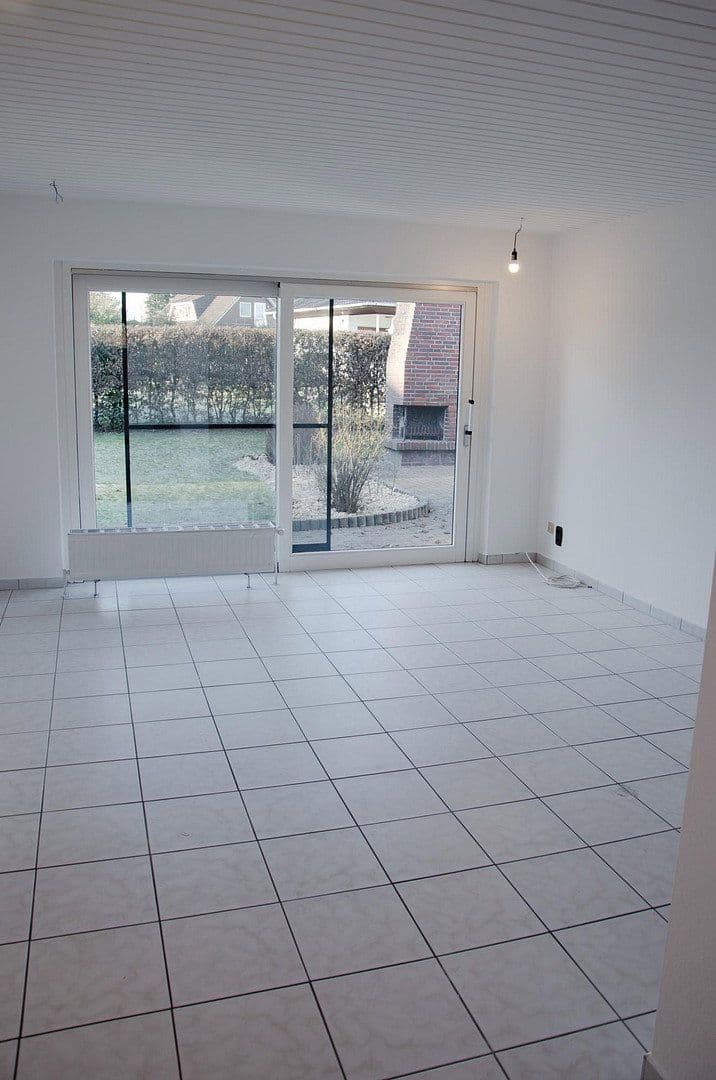 Predaj domu 206 m², pozemek 1.000 m², Quarrendorfer Weg 8, Toppenstedt, Dolné Sasko Predaj domu 206 m², pozemek 1.000 m², Quarrendorfer Weg 8, Toppenstedt, Dolné Sasko