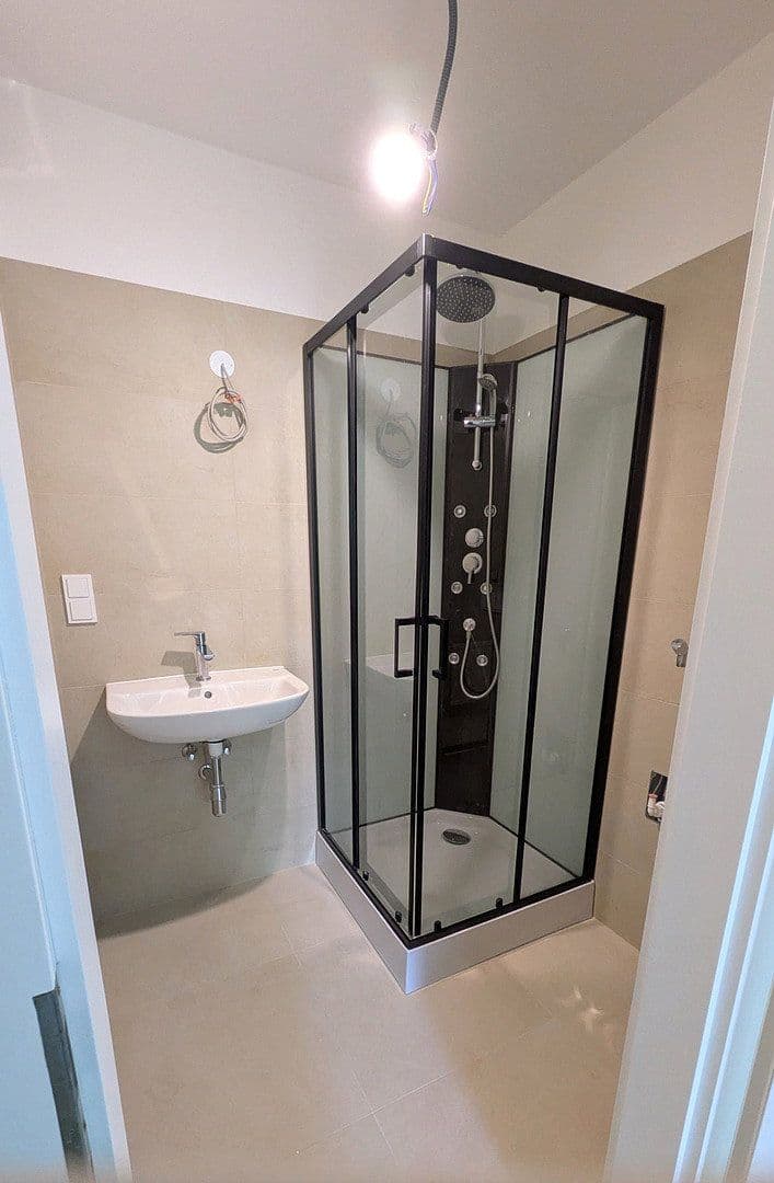 Prenájom bytu 3-izbový 70 m², Gyrowetzgasse 2, Wien, Viedeň Prenájom bytu 3-izbový 70 m², Gyrowetzgasse 2, Wien, Viedeň