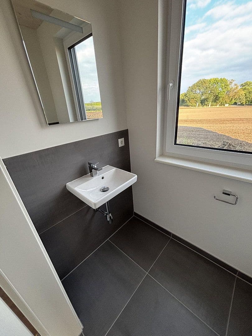 Prenájom domu 83 m², pozemek 300 m², Kraksdorf, Šlezvicko-Holštajnsko Prenájom domu 83 m², pozemek 300 m², Kraksdorf, Šlezvicko-Holštajnsko