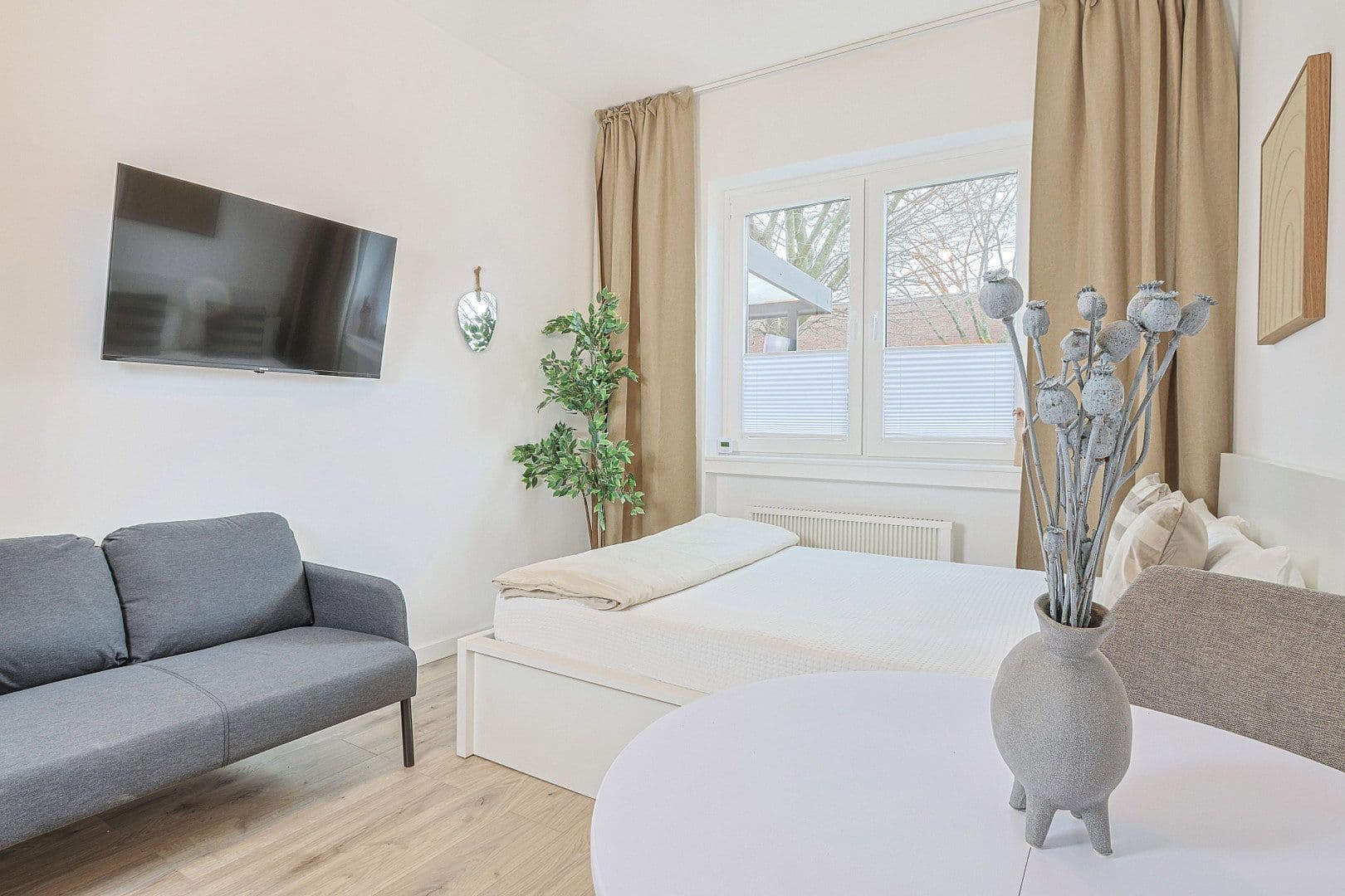 Prenájom bytu 1-izbový 20 m², Sonnenstr. 36a, Düsseldorf, Severné Porýnie - Westfálsko Prenájom bytu 1-izbový 20 m², Sonnenstr. 36a, Düsseldorf, Severné Porýnie - Westfálsko