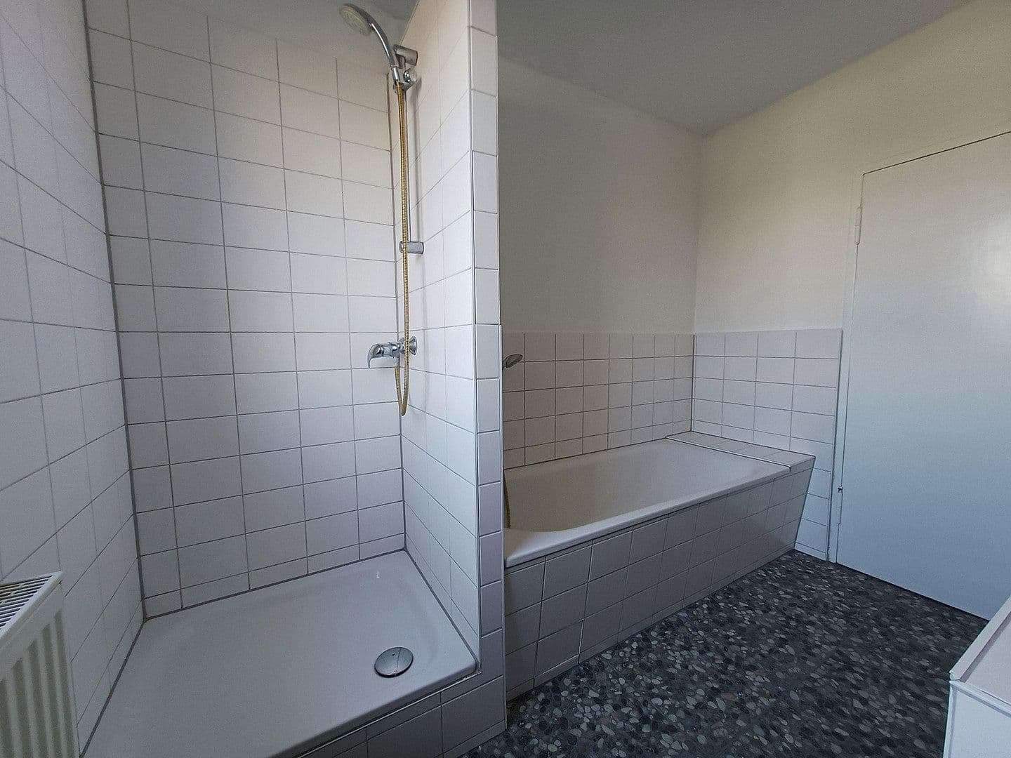 Predaj bytu 2-izbový 61 m², Berlin-Spandau, Berlín Predaj bytu 2-izbový 61 m², Berlin-Spandau, Berlín