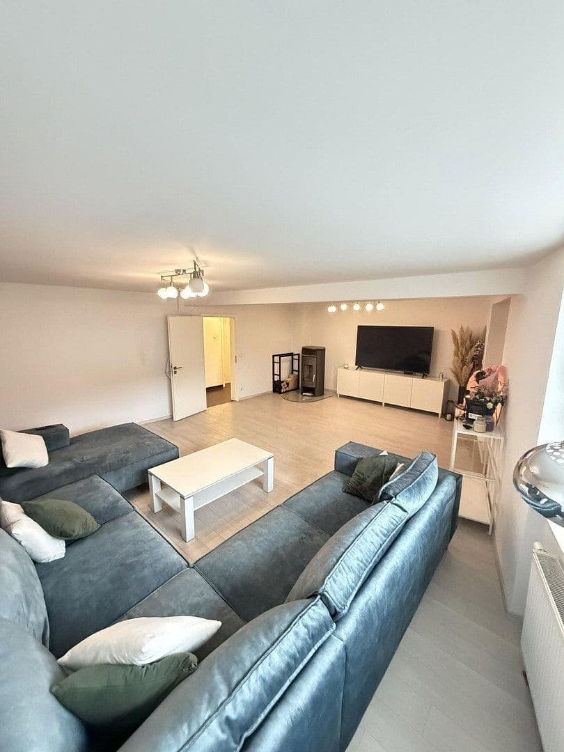 Predaj domu 300 m², pozemek 1.050 m², Darmstädterstrasse 3, Pfungstadt, Hesensko Predaj domu 300 m², pozemek 1.050 m², Darmstädterstrasse 3, Pfungstadt, Hesensko