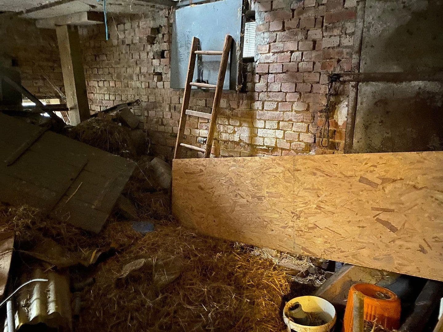 Predaj domu 152 m², pozemek 703 m², Kuhläger 7, Peine, Dolné Sasko Predaj domu 152 m², pozemek 703 m², Kuhläger 7, Peine, Dolné Sasko