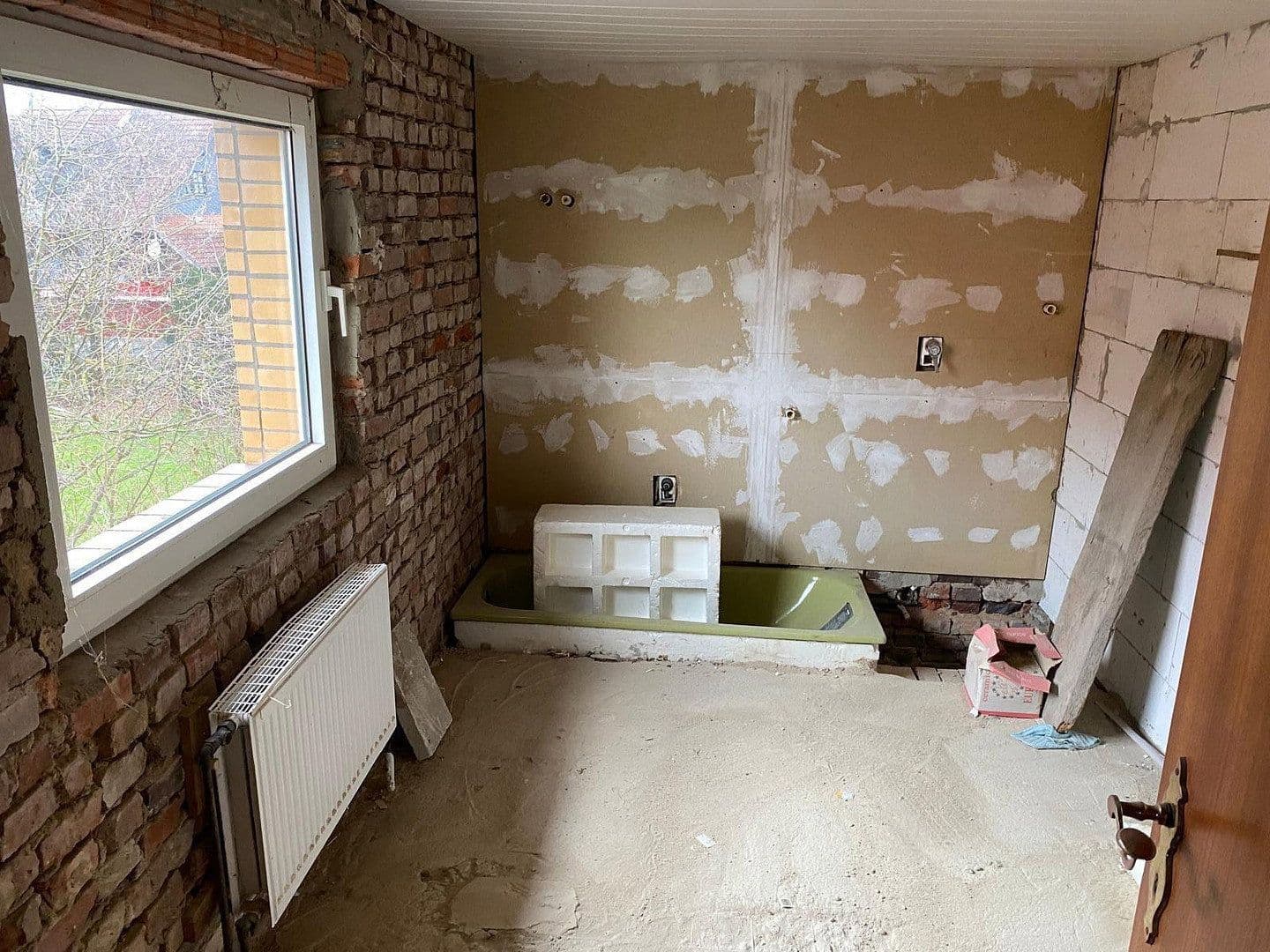 Predaj domu 152 m², pozemek 703 m², Kuhläger 7, Peine, Dolné Sasko Predaj domu 152 m², pozemek 703 m², Kuhläger 7, Peine, Dolné Sasko