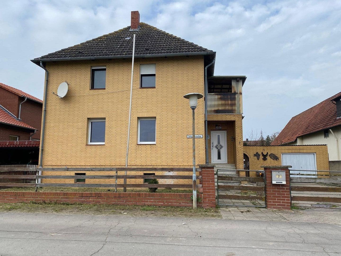 Predaj domu 152 m², pozemek 703 m², Kuhläger 7, Peine, Dolné Sasko Predaj domu 152 m², pozemek 703 m², Kuhläger 7, Peine, Dolné Sasko