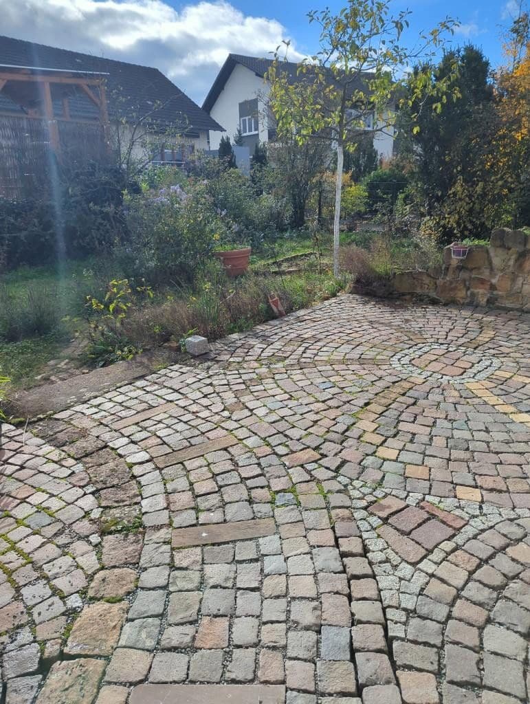 Predaj domu 270 m², pozemek 525 m², St. Leon-Rot, Bádensko-Wurttembersko Predaj domu 270 m², pozemek 525 m², St. Leon-Rot, Bádensko-Wurttembersko