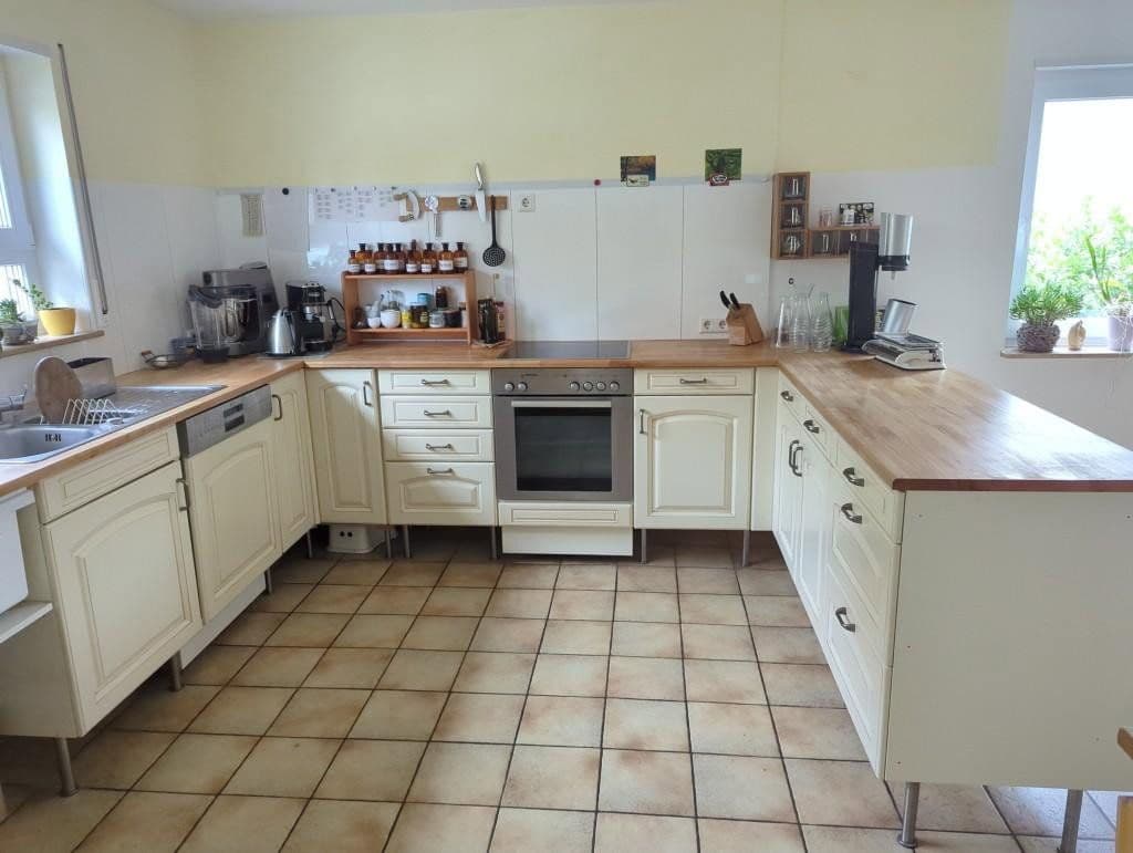 Predaj domu 270 m², pozemek 525 m², St. Leon-Rot, Bádensko-Wurttembersko Predaj domu 270 m², pozemek 525 m², St. Leon-Rot, Bádensko-Wurttembersko