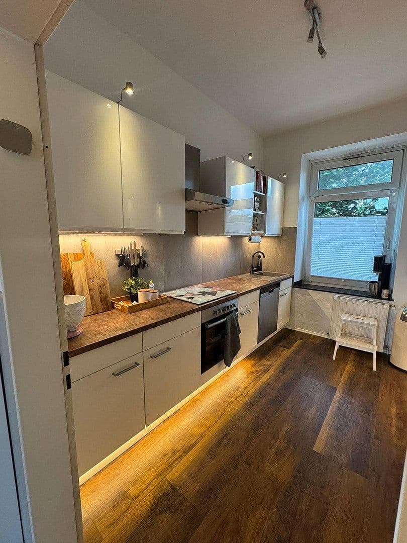 Prenájom bytu 3-izbový 92 m², Walder Straße 63, Hilden, Severné Porýnie - Westfálsko Prenájom bytu 3-izbový 92 m², Walder Straße 63, Hilden, Severné Porýnie - Westfálsko