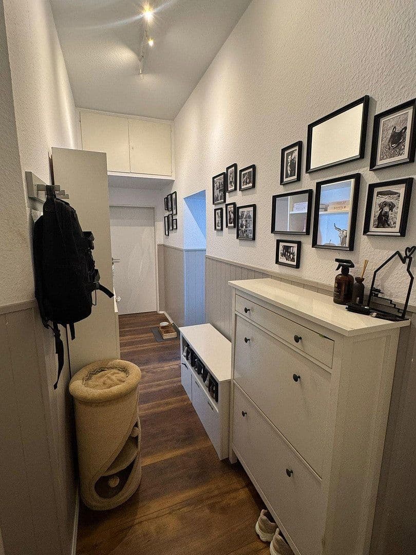 Prenájom bytu 3-izbový 92 m², Walder Straße 63, Hilden, Severné Porýnie - Westfálsko Prenájom bytu 3-izbový 92 m², Walder Straße 63, Hilden, Severné Porýnie - Westfálsko