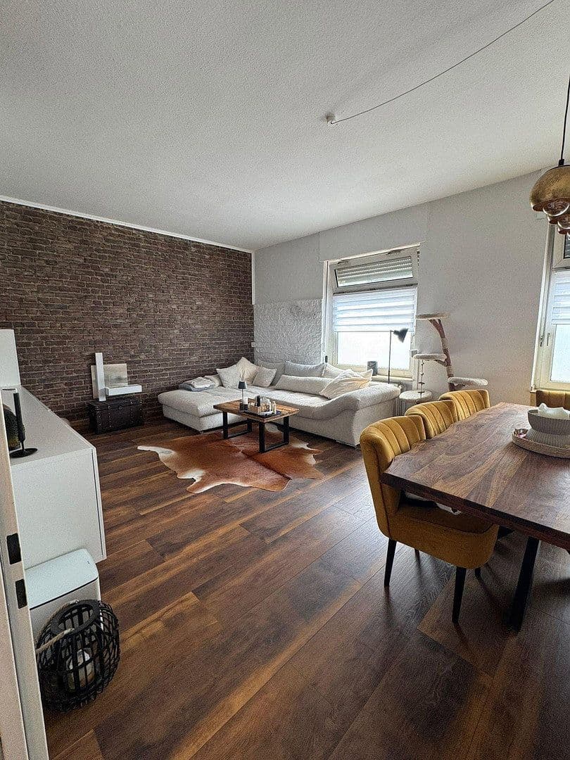 Prenájom bytu 3-izbový 92 m², Walder Straße 63, Hilden, Severné Porýnie - Westfálsko Prenájom bytu 3-izbový 92 m², Walder Straße 63, Hilden, Severné Porýnie - Westfálsko