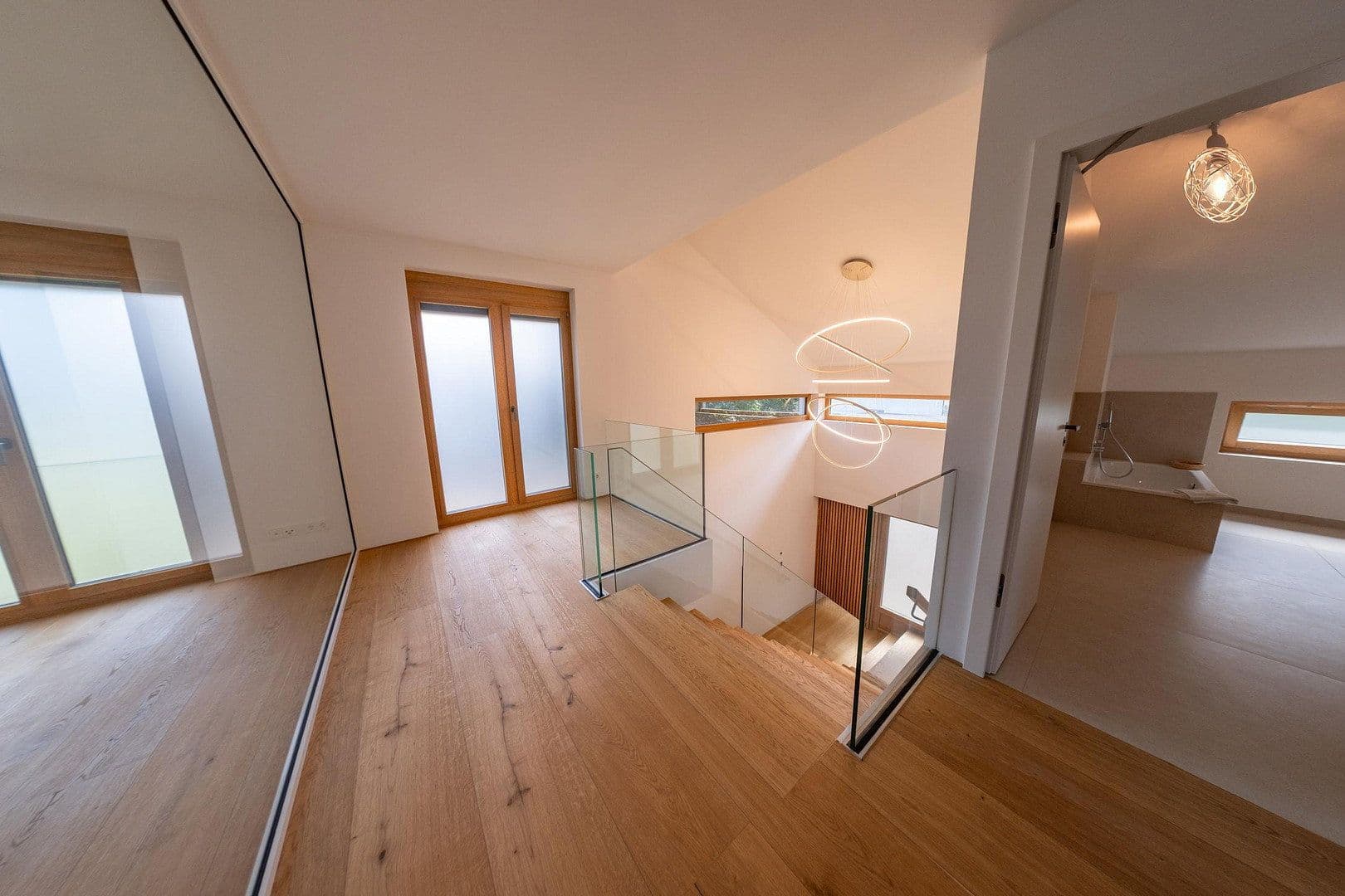 Predaj domu 260 m², pozemek 1.080 m², Karlsruhe, Bádensko-Wurttembersko Predaj domu 260 m², pozemek 1.080 m², Karlsruhe, Bádensko-Wurttembersko