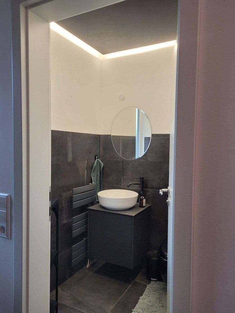 Predaj domu 202 m², pozemek 605 m², Seeheim-Jugenheim, Hesensko Predaj domu 202 m², pozemek 605 m², Seeheim-Jugenheim, Hesensko