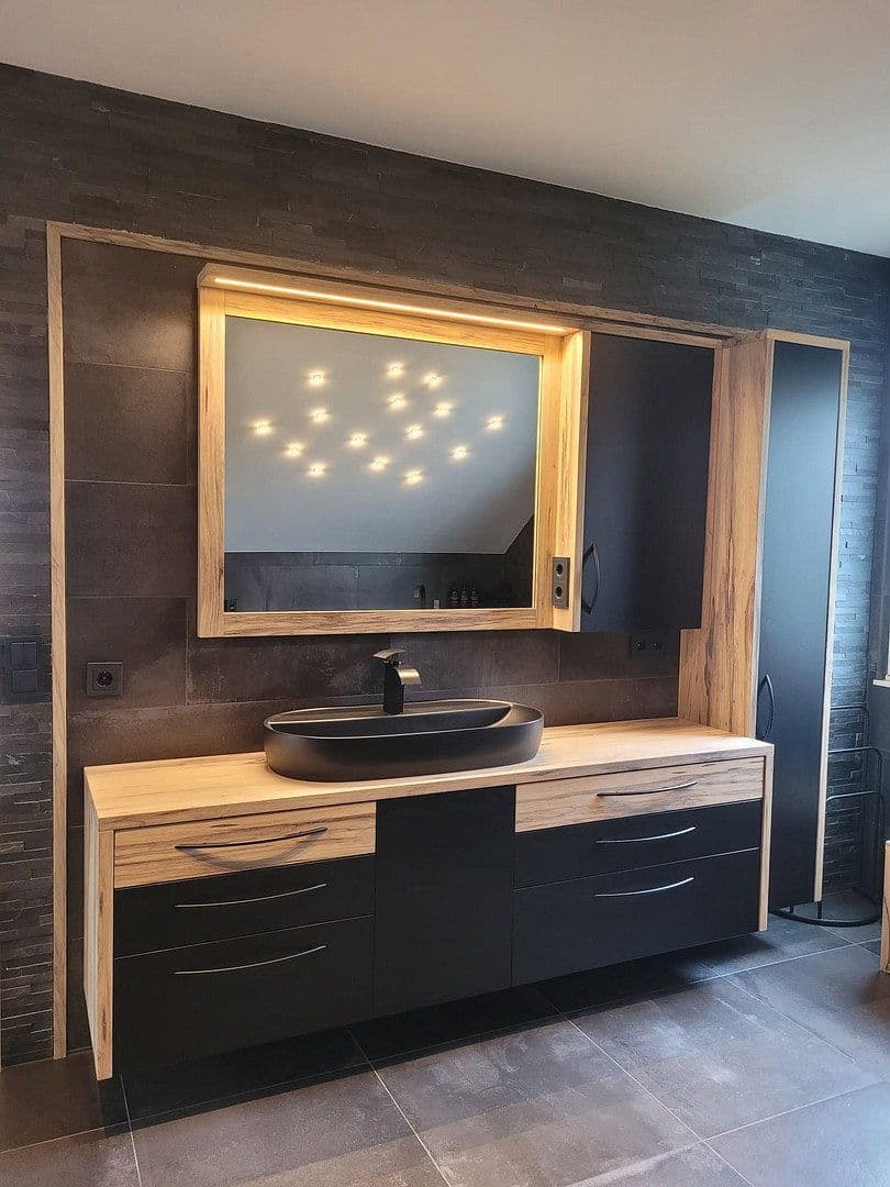 Predaj domu 202 m², pozemek 605 m², Seeheim-Jugenheim, Hesensko Predaj domu 202 m², pozemek 605 m², Seeheim-Jugenheim, Hesensko