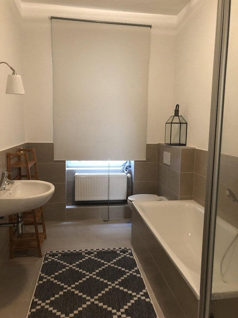 Prenájom bytu 2-izbový 60 m², Wiesbaden, Hesensko Prenájom bytu 2-izbový 60 m², Wiesbaden, Hesensko