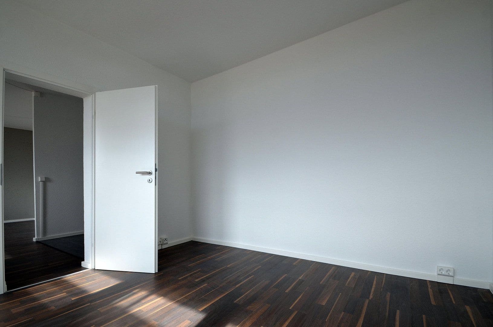 Prenájom bytu 3-izbový 57 m², Rigaer Strasse 1, Halle (Saale), Sasko-Anhaltsko Prenájom bytu 3-izbový 57 m², Rigaer Strasse 1, Halle (Saale), Sasko-Anhaltsko