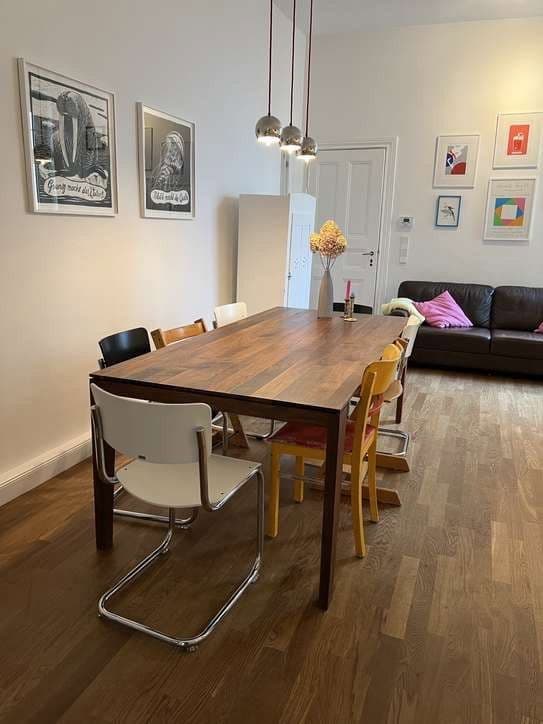 Predaj bytu 4-izbový 130 m², Berlin, Berlín Predaj bytu 4-izbový 130 m², Berlin, Berlín