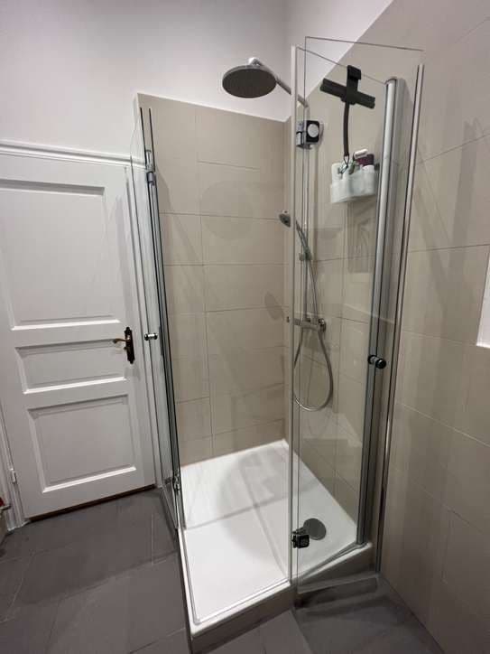 Predaj bytu 4-izbový 130 m², Berlin, Berlín Predaj bytu 4-izbový 130 m², Berlin, Berlín