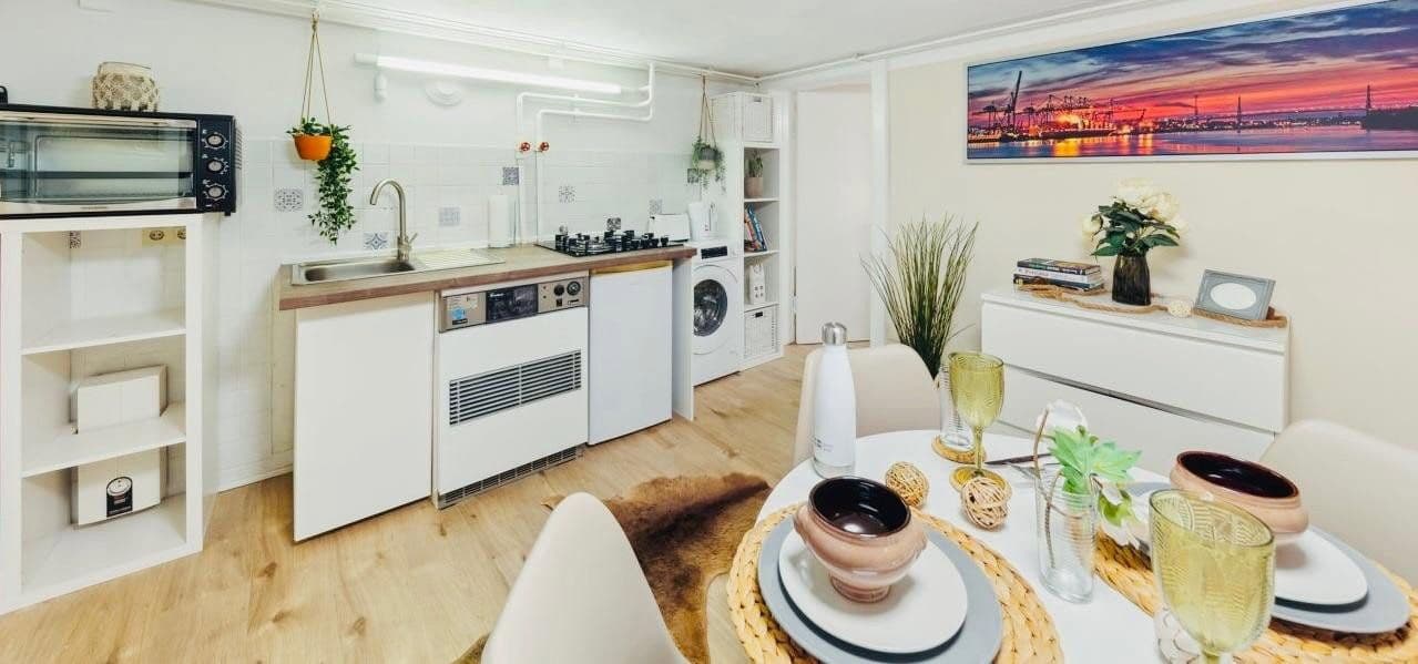 Prenájom bytu 2-izbový 32 m², Hamburg, Hamburg Prenájom bytu 2-izbový 32 m², Hamburg, Hamburg