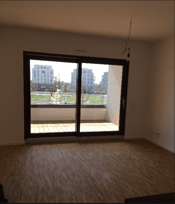 Prenájom bytu 2-izbový 53 m², Frankfurt am Main, Hesensko Prenájom bytu 2-izbový 53 m², Frankfurt am Main, Hesensko
