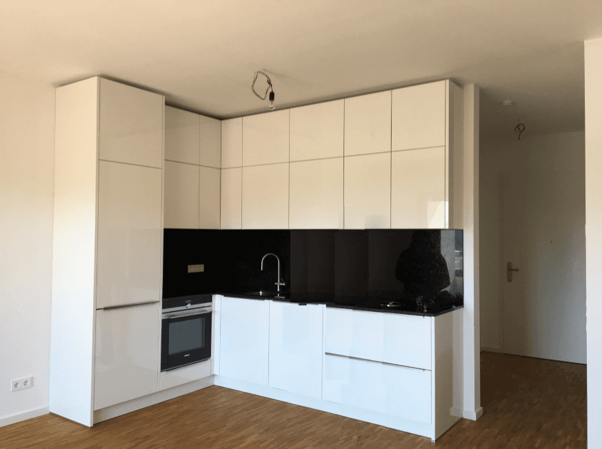 Prenájom bytu 2-izbový 53 m², Frankfurt am Main, Hesensko Prenájom bytu 2-izbový 53 m², Frankfurt am Main, Hesensko