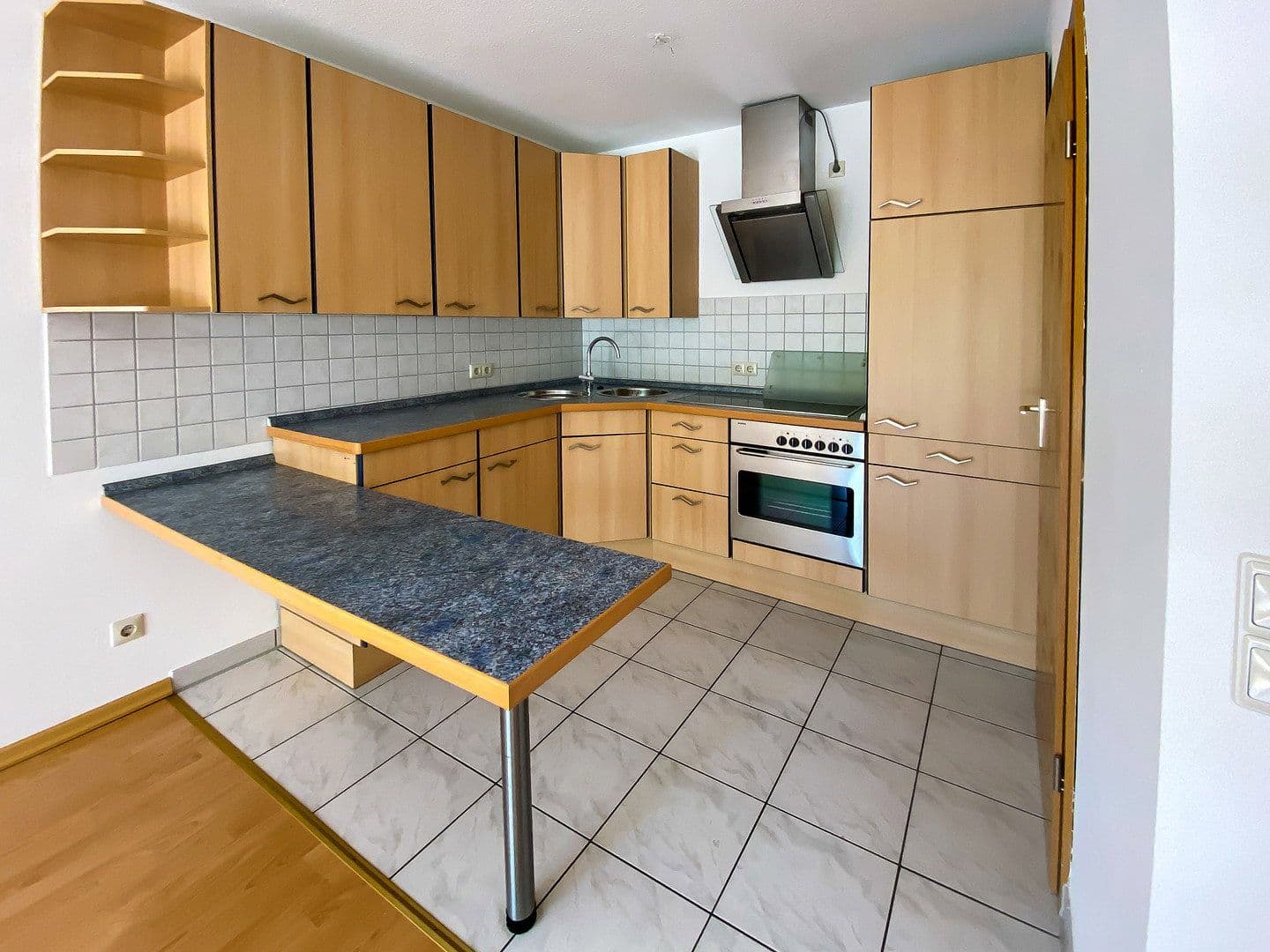 Prenájom bytu 2-izbový 53 m², Storchenweg 20, Nürnberg, Bavorsko Prenájom bytu 2-izbový 53 m², Storchenweg 20, Nürnberg, Bavorsko