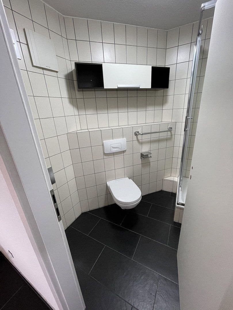 Prenájom bytu 1-izbový 33 m², Aalener str 18, Leonberg, Bádensko-Wurttembersko Prenájom bytu 1-izbový 33 m², Aalener str 18, Leonberg, Bádensko-Wurttembersko