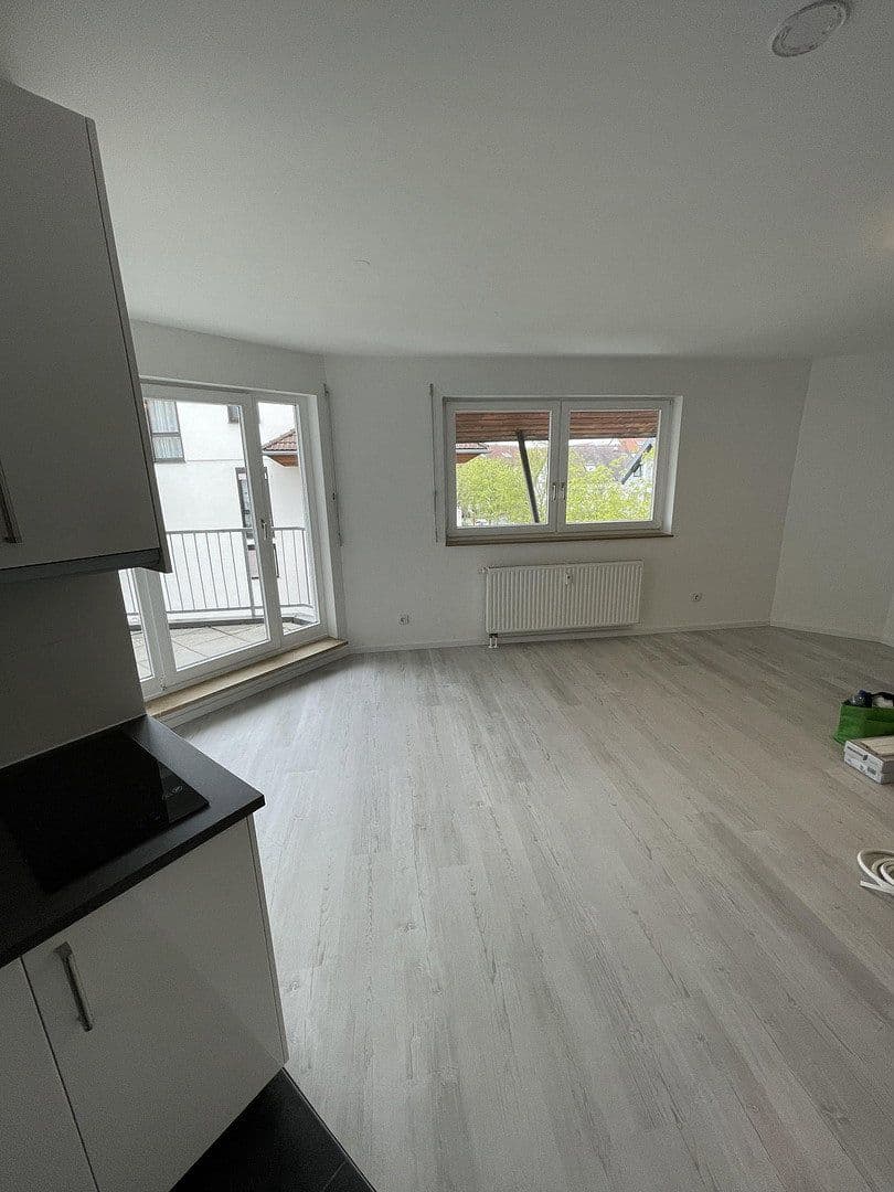 Prenájom bytu 1-izbový 33 m², Aalener str 18, Leonberg, Bádensko-Wurttembersko Prenájom bytu 1-izbový 33 m², Aalener str 18, Leonberg, Bádensko-Wurttembersko