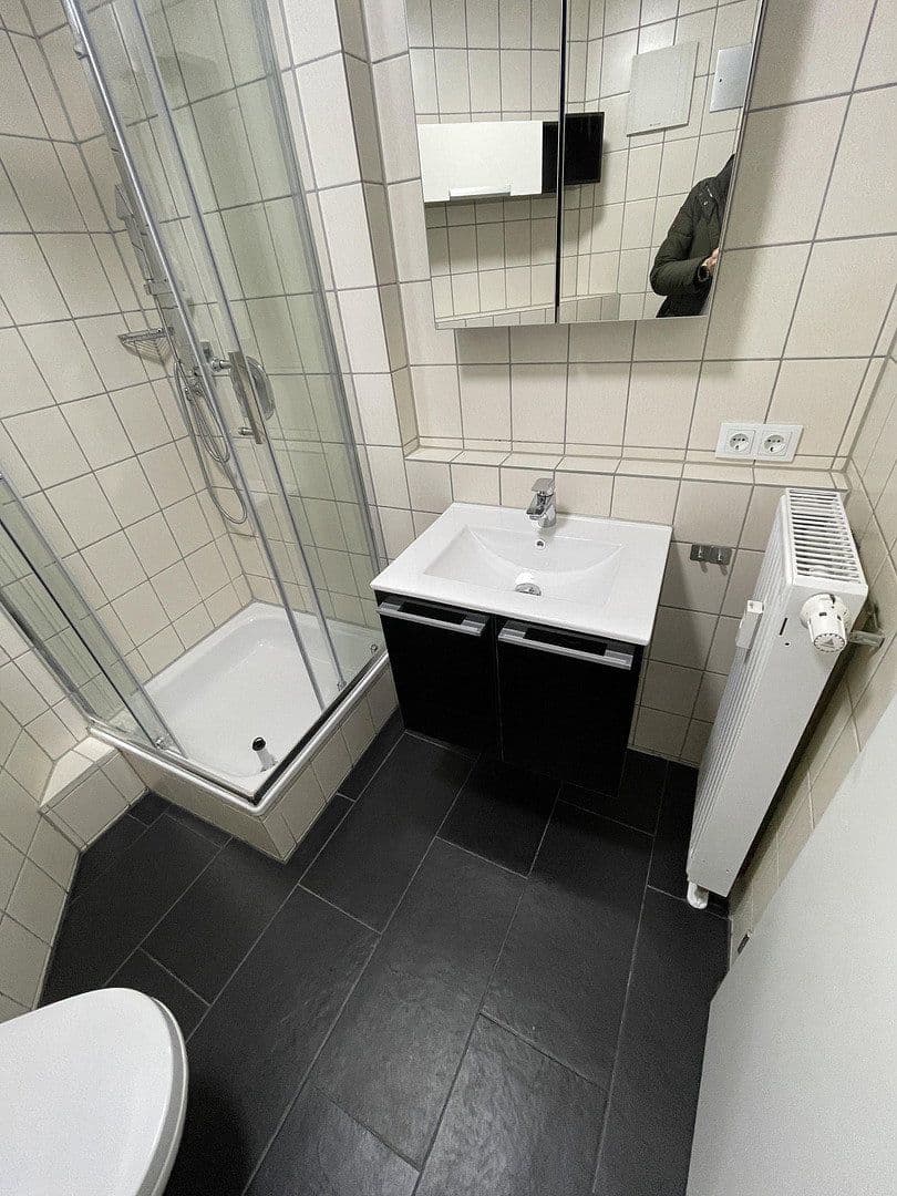 Prenájom bytu 1-izbový 33 m², Aalener str 18, Leonberg, Bádensko-Wurttembersko Prenájom bytu 1-izbový 33 m², Aalener str 18, Leonberg, Bádensko-Wurttembersko