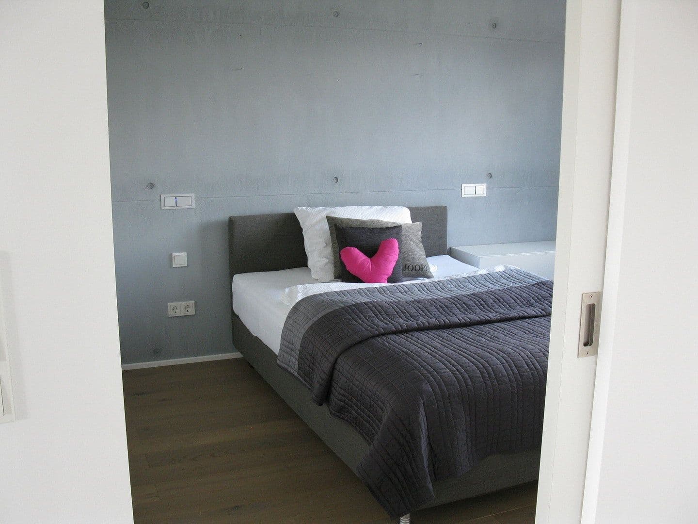 Prenájom bytu 2-izbový 63 m², Trier, Porýnie-Falcko Prenájom bytu 2-izbový 63 m², Trier, Porýnie-Falcko