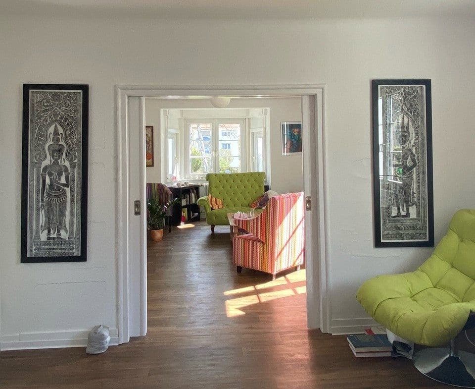 Prenájom domu 143 m², pozemek 519 m², Stuttgart, Bádensko-Wurttembersko Prenájom domu 143 m², pozemek 519 m², Stuttgart, Bádensko-Wurttembersko