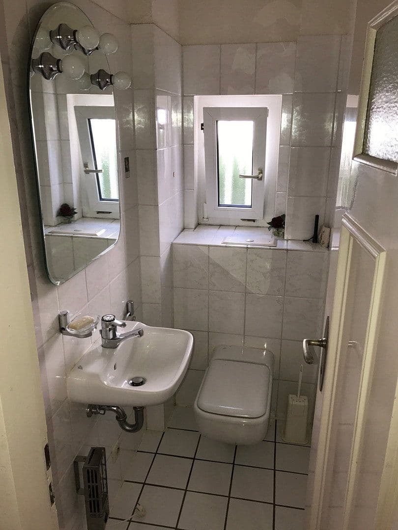 Prenájom domu 143 m², pozemek 519 m², Stuttgart, Bádensko-Wurttembersko Prenájom domu 143 m², pozemek 519 m², Stuttgart, Bádensko-Wurttembersko